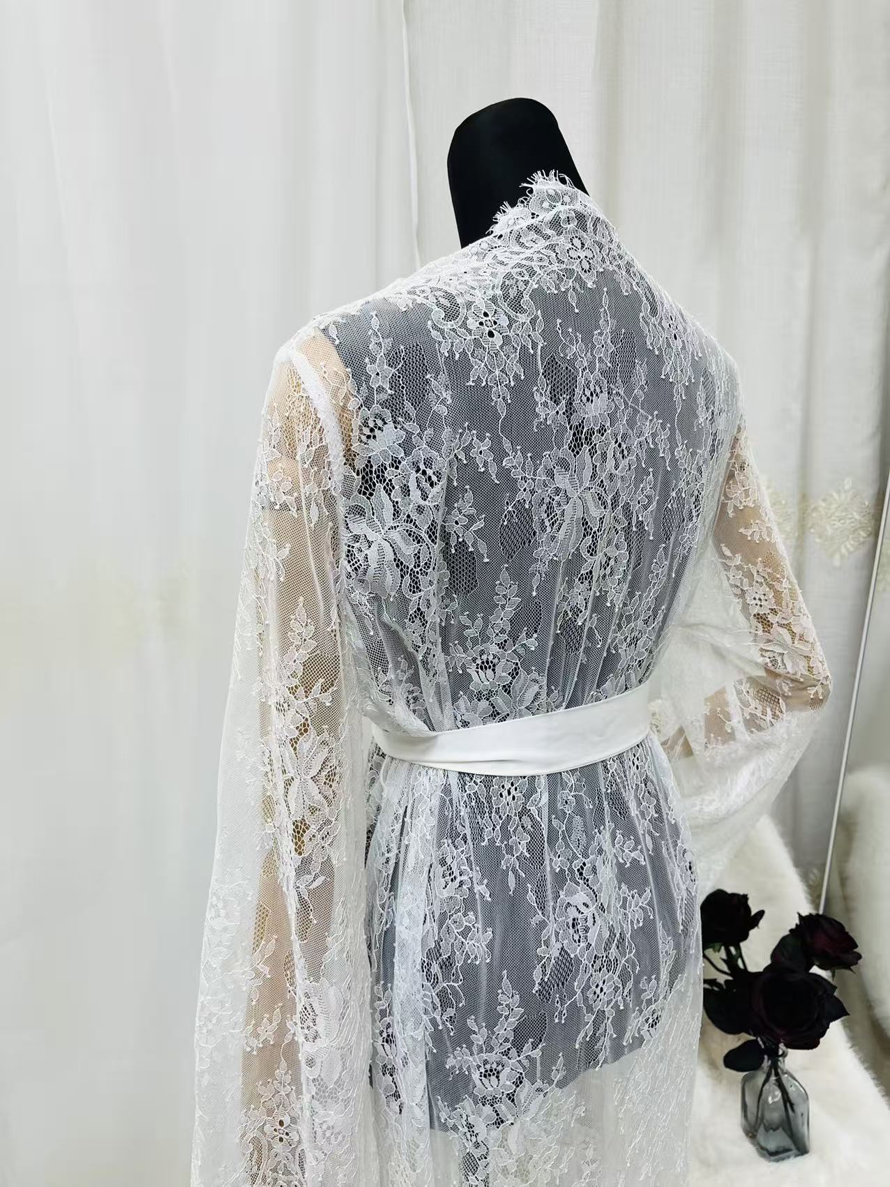 Lace Bridal Robe with Train Ha - Luxury Lifestyle Women recensione e prezzo
