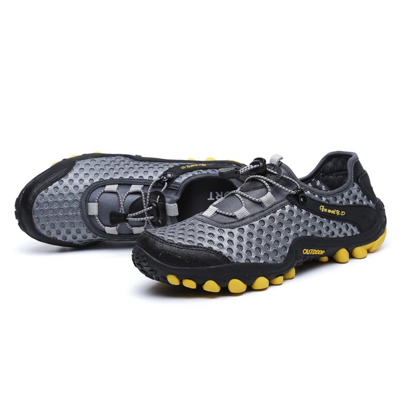 trekking mountain mens sports  - Luxury Lifestyle Hospitality recensione e prezzo