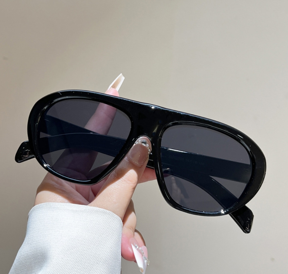 New Oversized Pilot Sunglasses - Luxury Zone recensione e prezzo